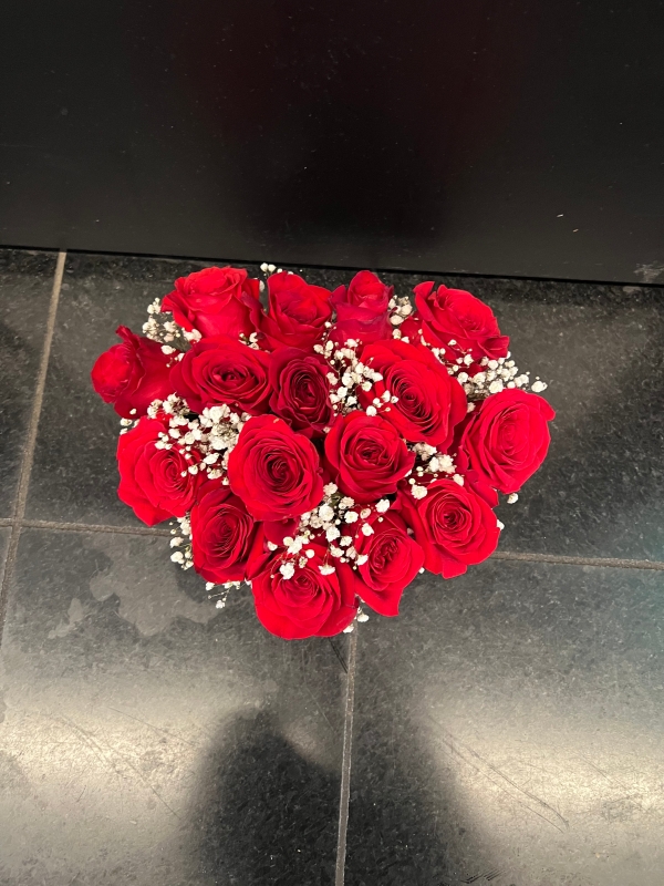 Roses in stars Box